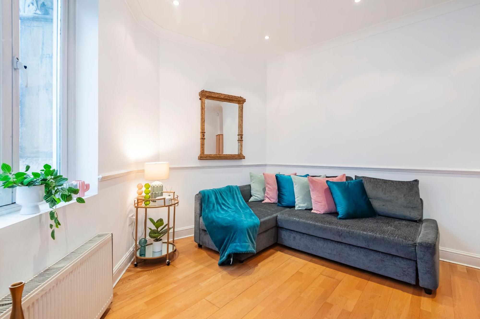 Welcome Theatreland Apartment London