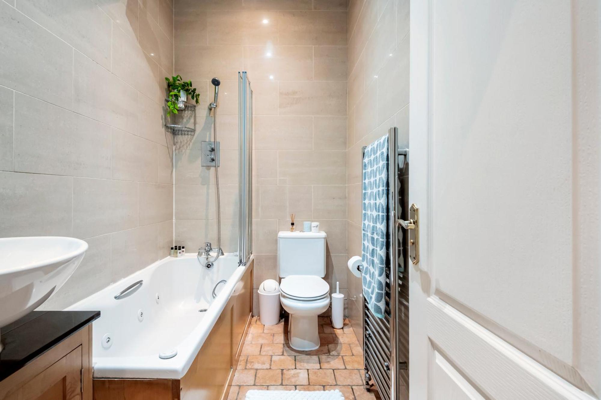 Welcome Theatreland Apartment London