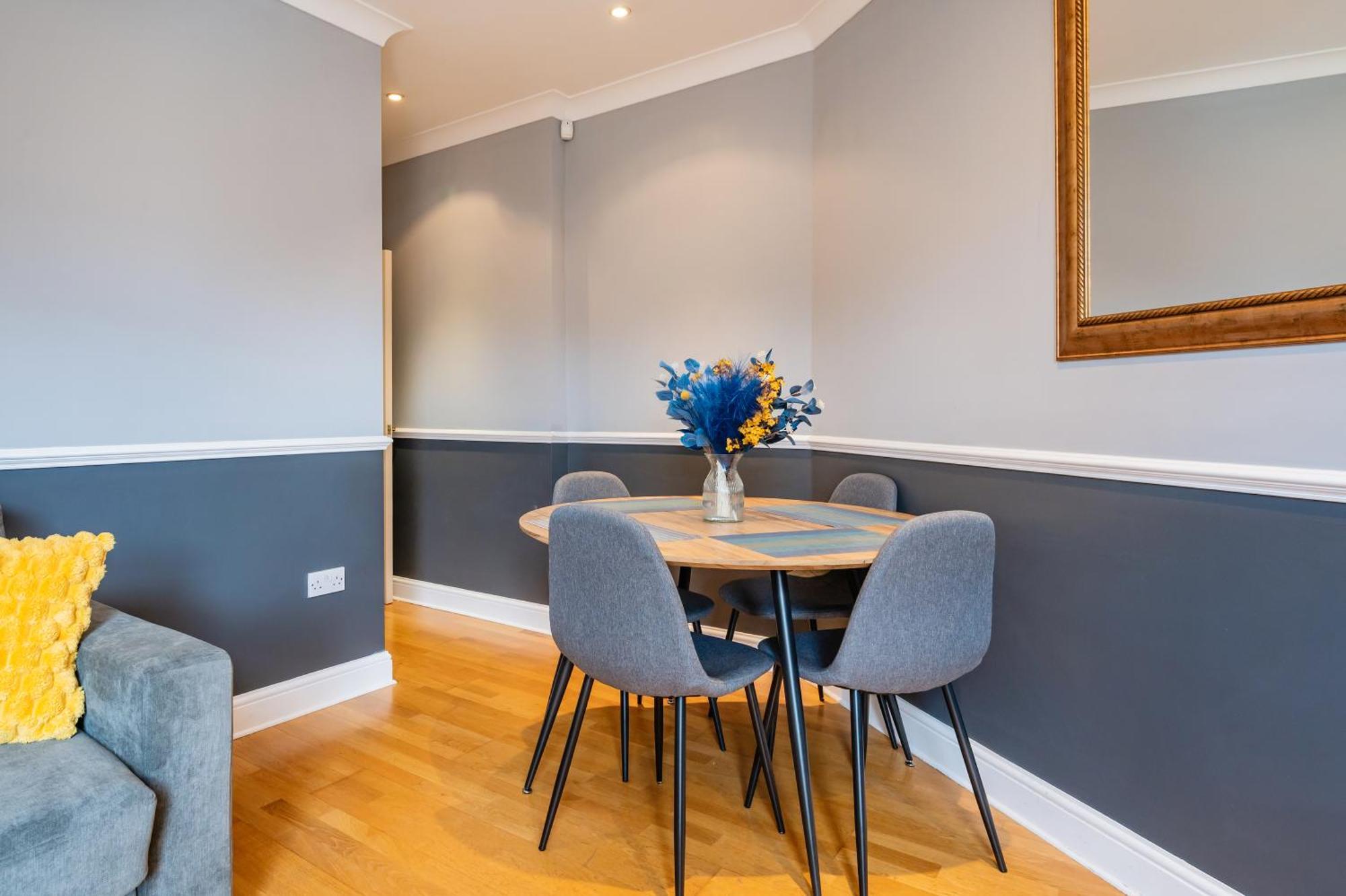Welcome Theatreland Apartment London